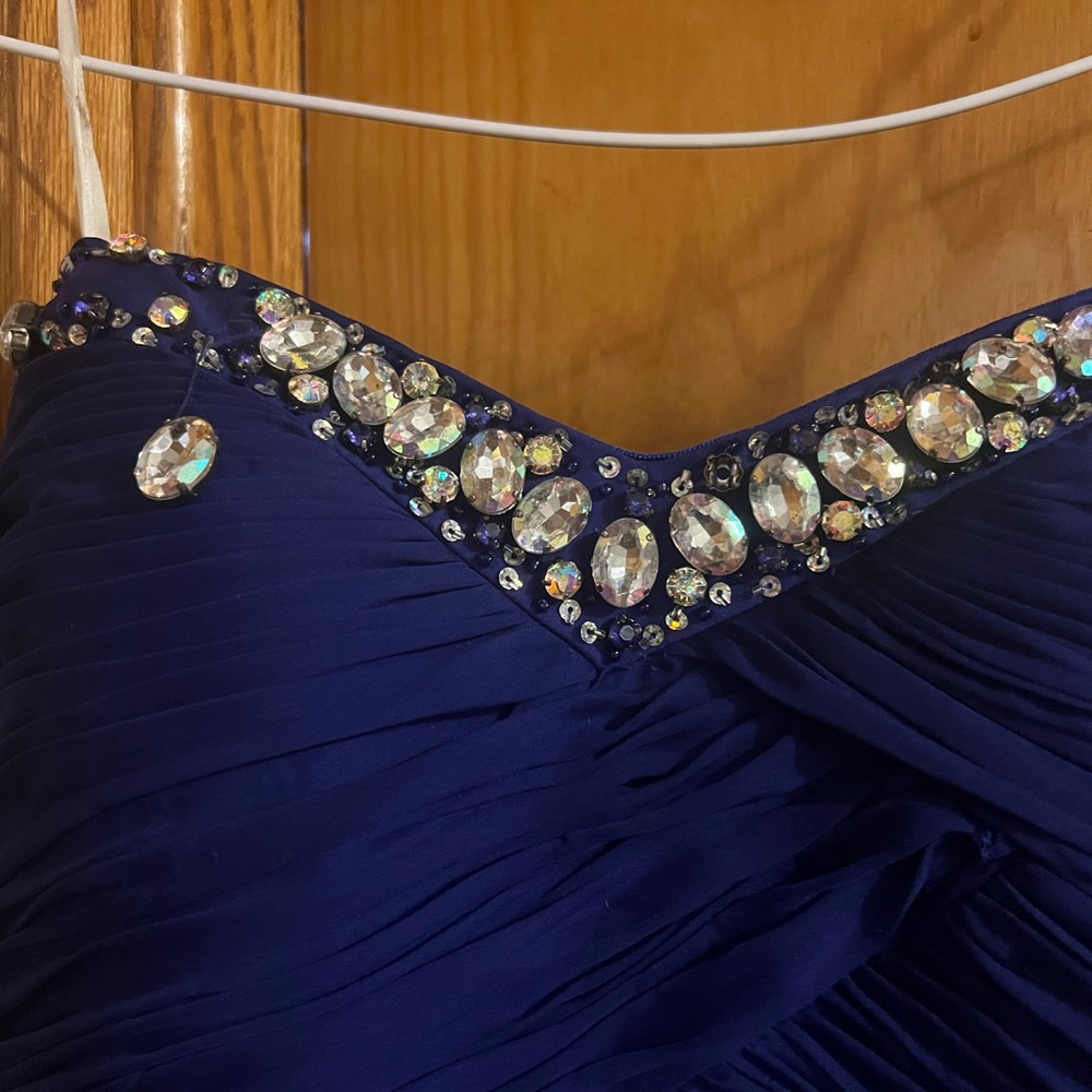 Elegant Blue Strapless Gown - Picture 2 of 7